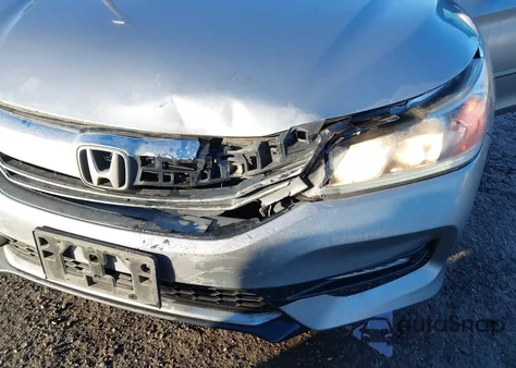 2017 Honda Accord Sport z USA, uszkodzony, nr VIN 1HGCR2F57HA271680